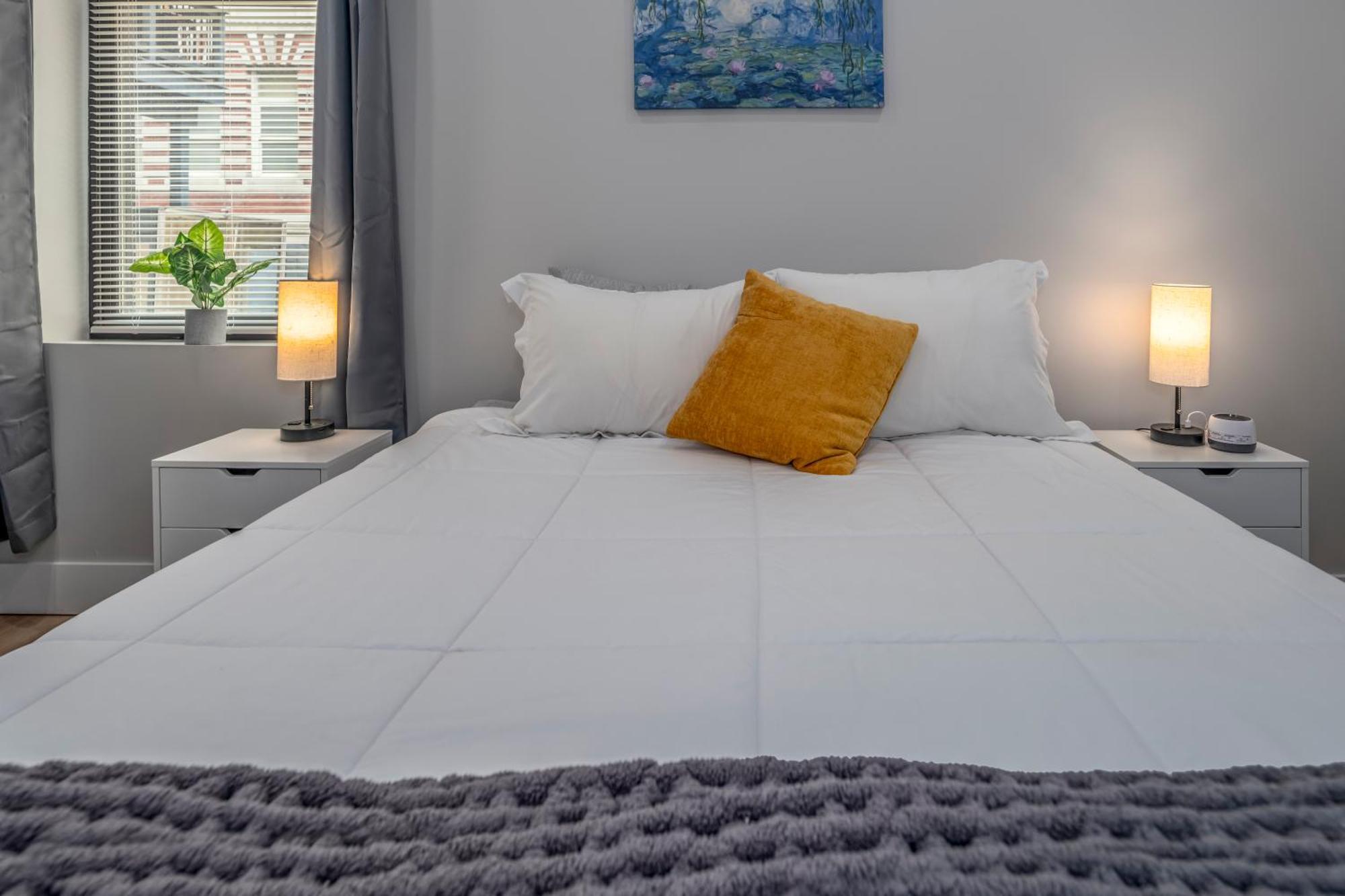 Prime Otr, 3 Lux Queen Beds, Two 55In Tvs, Steps To Tql, Findlay Market, Light Rail, Fast Wifi Cincinnati Exteriör bild