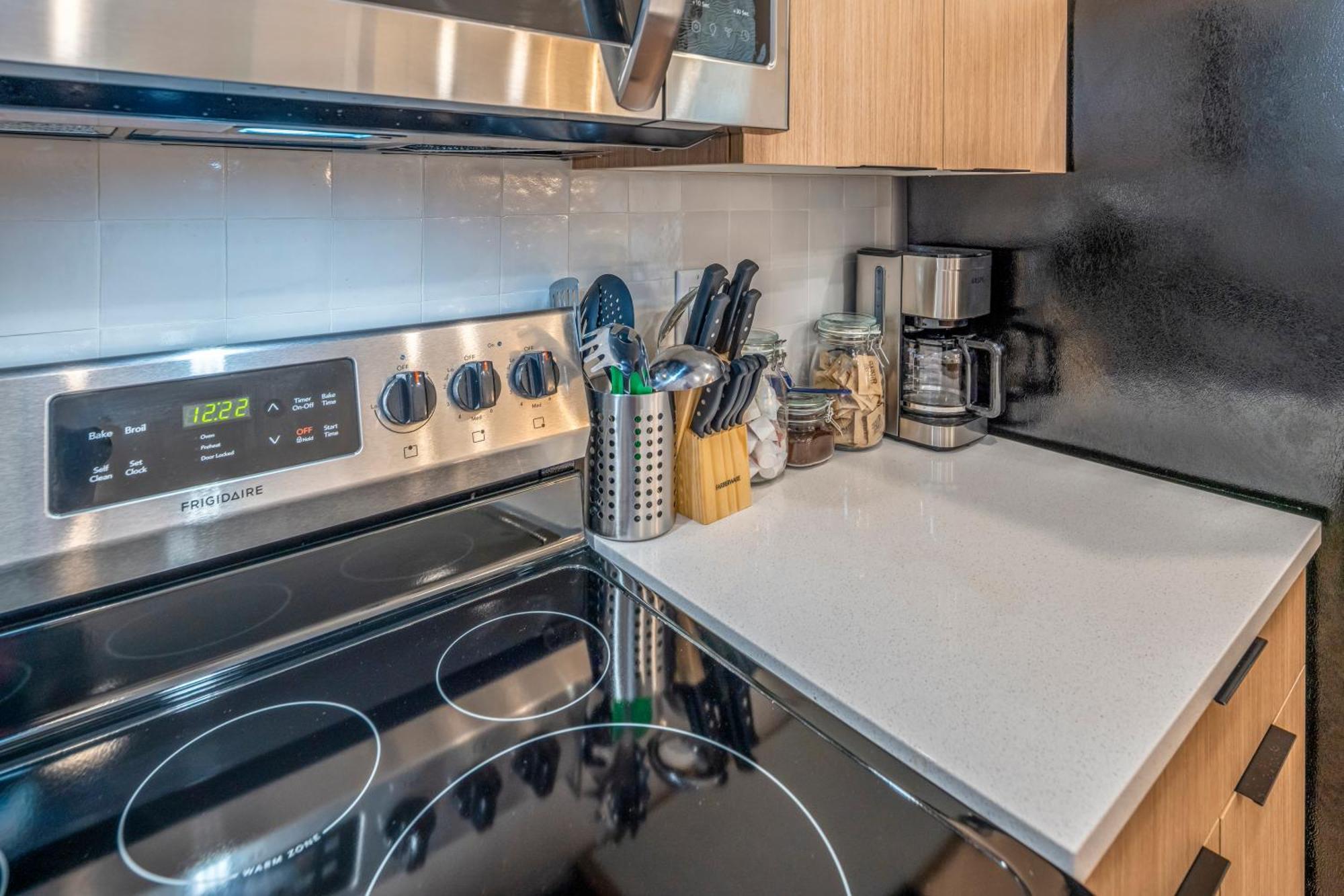 Prime Otr, 3 Lux Queen Beds, Two 55In Tvs, Steps To Tql, Findlay Market, Light Rail, Fast Wifi Cincinnati Exteriör bild