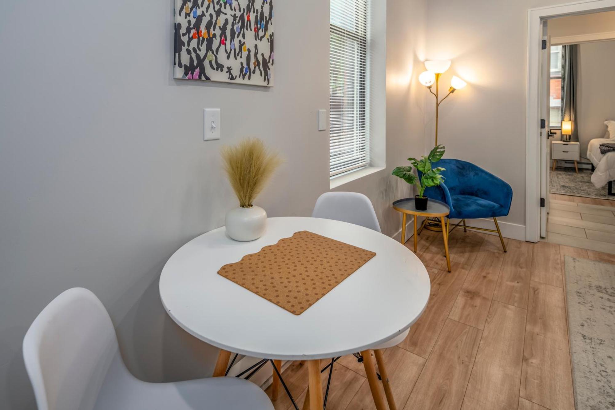 Prime Otr, 3 Lux Queen Beds, Two 55In Tvs, Steps To Tql, Findlay Market, Light Rail, Fast Wifi Cincinnati Exteriör bild