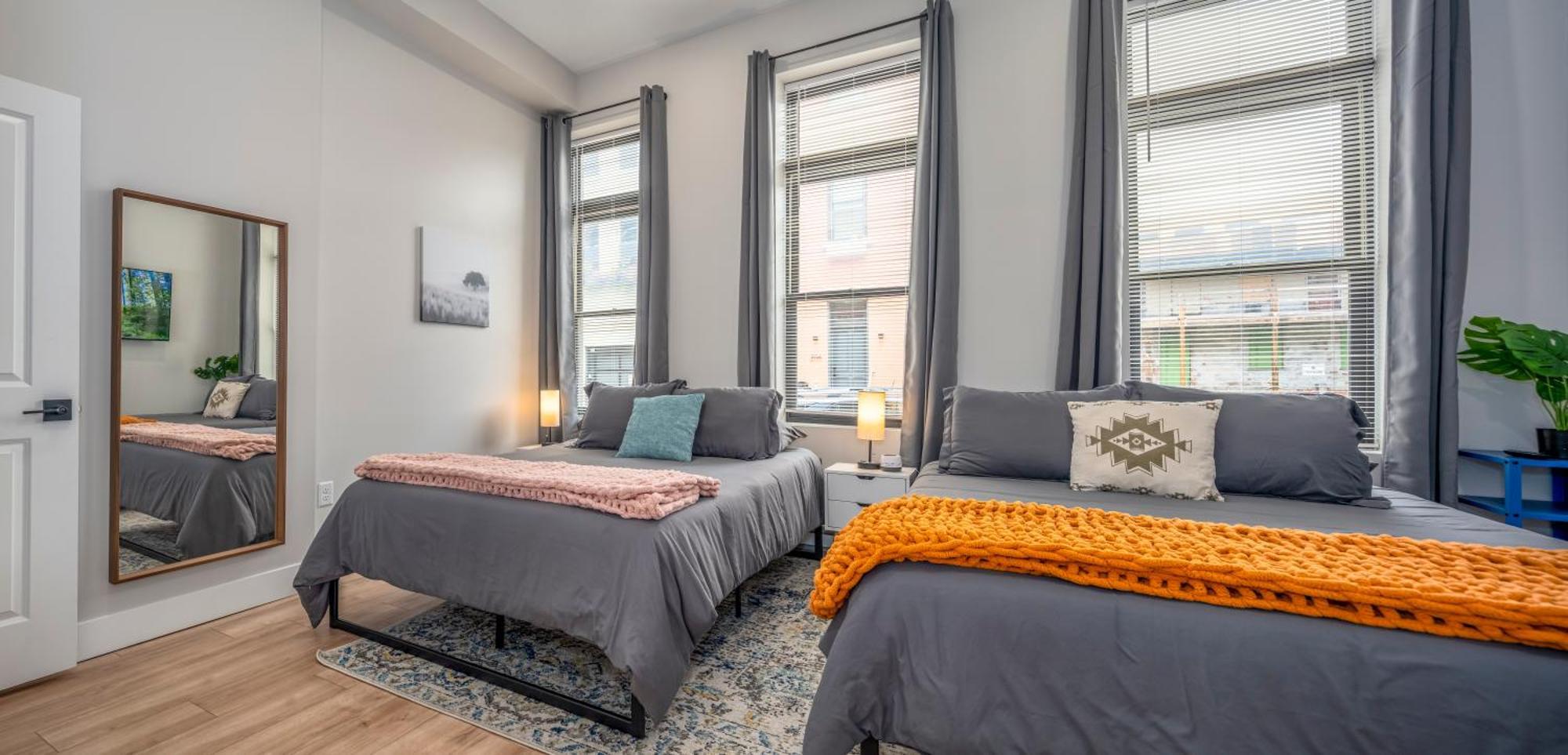 Prime Otr, 3 Lux Queen Beds, Two 55In Tvs, Steps To Tql, Findlay Market, Light Rail, Fast Wifi Cincinnati Exteriör bild